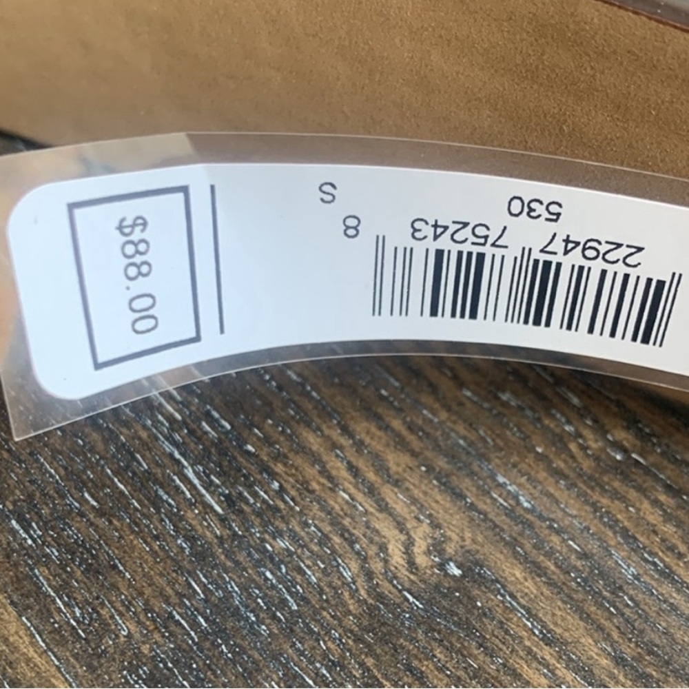 Michael Kors signature MK lavender leather belt - Picture 6 of 6